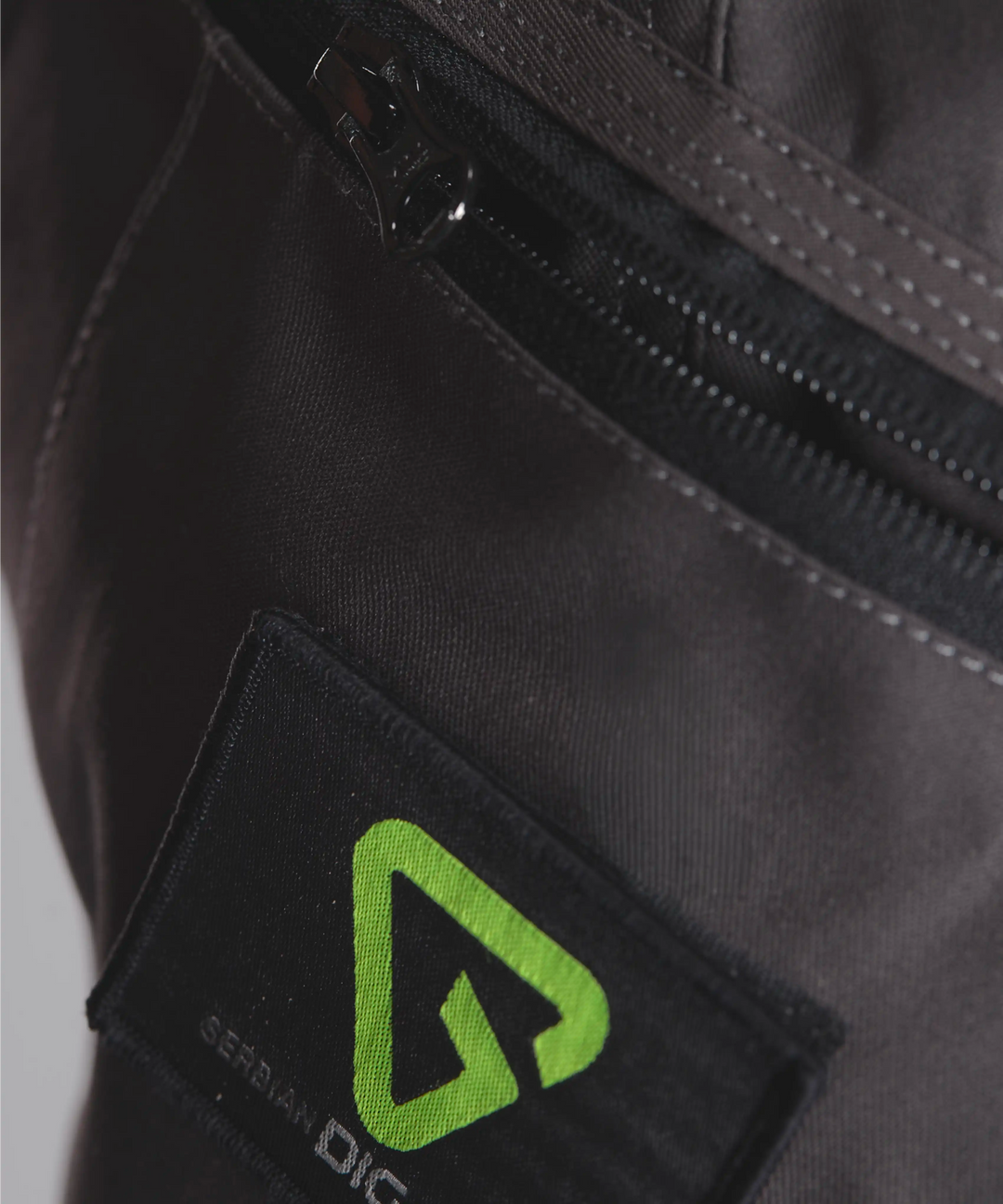 Special Cargo - Grey - detail 6